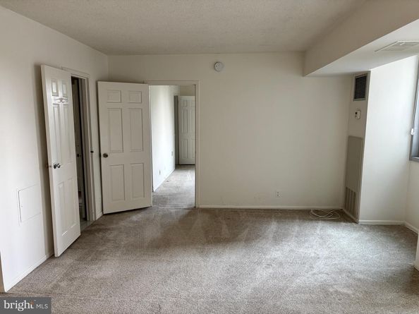 4601 N Park Avenue 909, Chevy Chase MD 20815