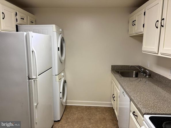 4601 N Park Avenue 909, Chevy Chase MD 20815