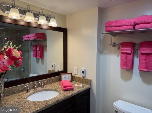 309 Yoakum Parkway 1809, Alexandria VA 22304