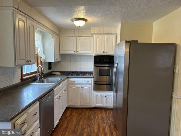 124 Meadow Lane, Philadelphia PA 19154