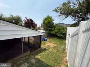 124 Meadow Lane, Philadelphia PA 19154