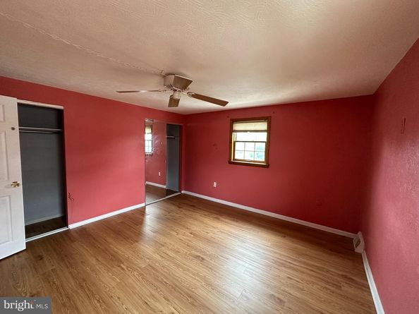 124 Meadow Lane, Philadelphia PA 19154