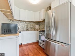 5801 Quantrell Avenue 203, Alexandria VA 22312