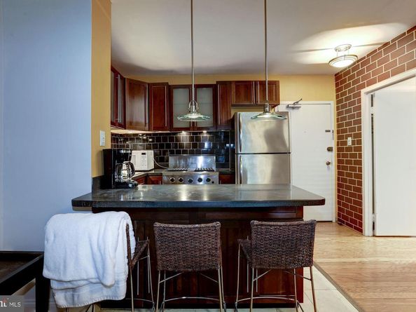 950 25TH Street NW 106N, Washington DC 20037