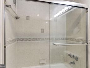 950 25TH Street NW 106N, Washington DC 20037