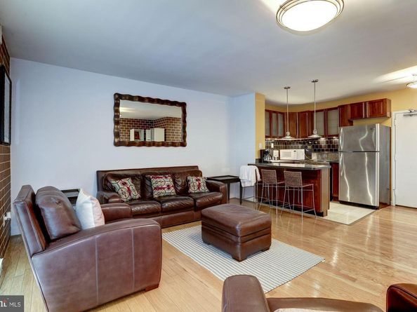 950 25TH Street NW 106N, Washington DC 20037