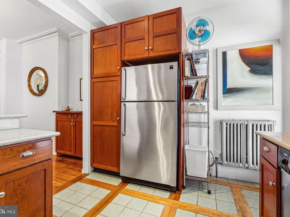 2228 Green Street, Philadelphia PA 19130