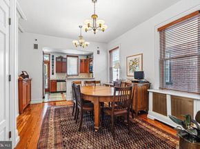 2228 Green Street, Philadelphia PA 19130