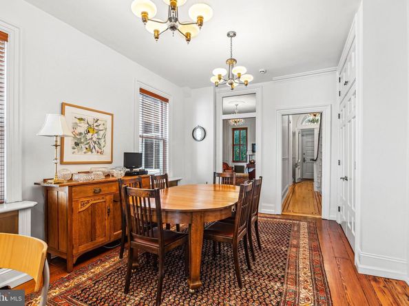 2228 Green Street, Philadelphia PA 19130