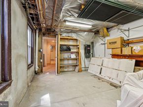 2228 Green Street, Philadelphia PA 19130
