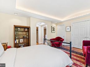 2228 Green Street, Philadelphia PA 19130