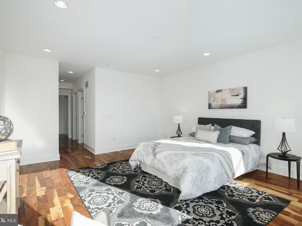 740 S Columbus Boulevard 48, Philadelphia PA 19147