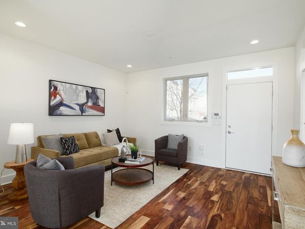 740 S Columbus Boulevard 48, Philadelphia PA 19147