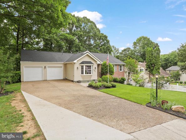 5281 Navaho Drive, Alexandria VA 22312