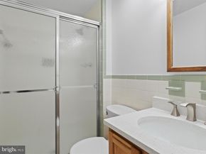 5281 Navaho Drive, Alexandria VA 22312