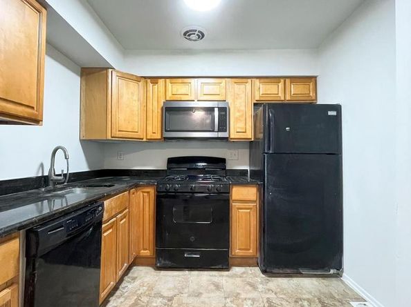 8820 Cottage Street, Philadelphia PA 19136