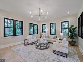 3127 51st Place NW, Washington DC 20016