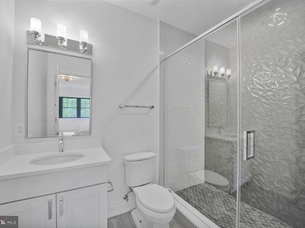3127 51st Place NW, Washington DC 20016