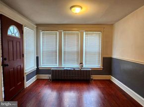 7170 N 19TH Street, Philadelphia PA 19126