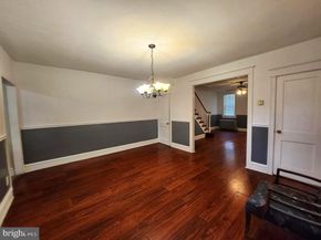 7170 N 19TH Street, Philadelphia PA 19126