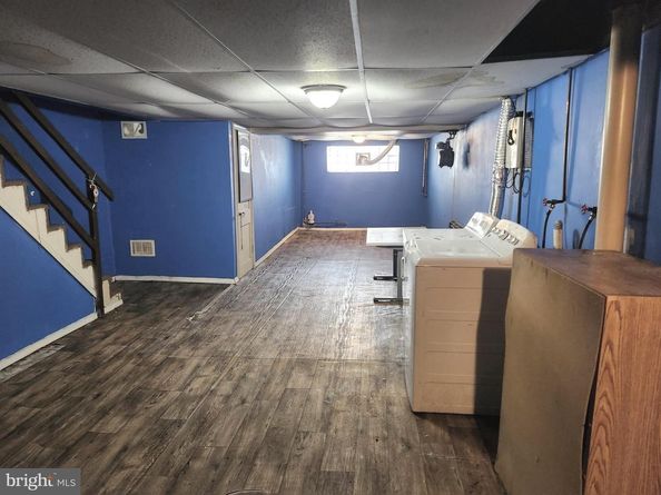 7170 N 19TH Street, Philadelphia PA 19126