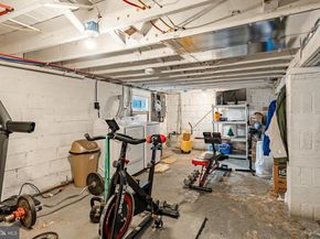 1016 Leiper Street, Crum Lynne PA 19022
