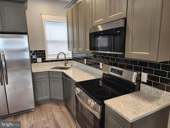 5335 W Girard Avenue, Philadelphia PA 19131