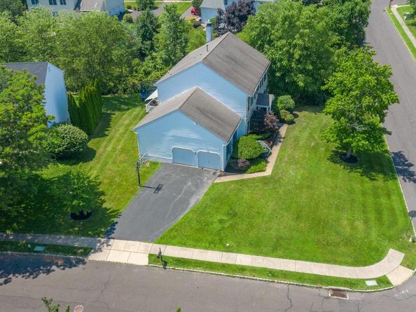 4936 Davis Drive, Doylestown PA 18902