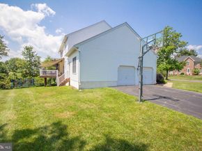 4936 Davis Drive, Doylestown PA 18902