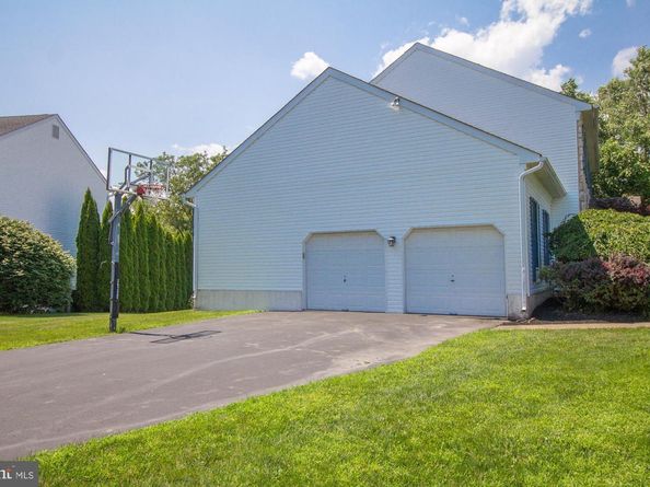 4936 Davis Drive, Doylestown PA 18902