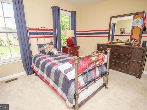 4936 Davis Drive, Doylestown PA 18902