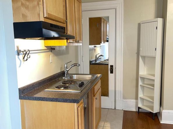 1324 Locust Street 616, Philadelphia PA 19107