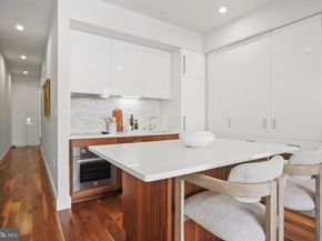 621 S 24TH Street 204, Philadelphia PA 19146