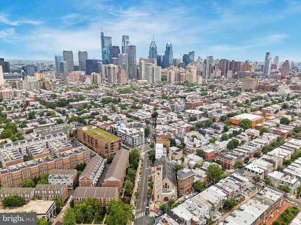 621 S 24TH Street 204, Philadelphia PA 19146