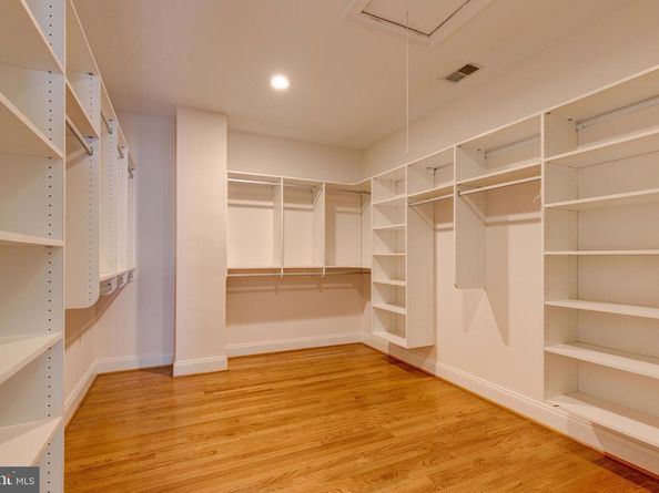 1829 47TH Place NW, Washington DC 20007
