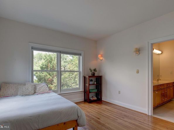 1829 47TH Place NW, Washington DC 20007
