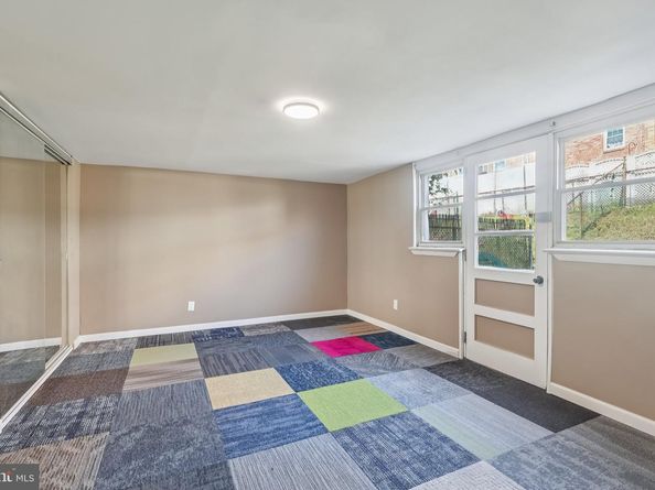 10012 Warfield Place, Philadelphia PA 19114