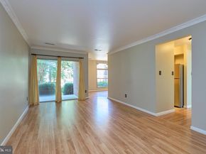 8302 Tobin Road 11, Annandale VA 22003