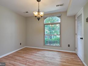 8302 Tobin Road 11, Annandale VA 22003
