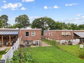 7018 Henry Avenue, Philadelphia PA 19128