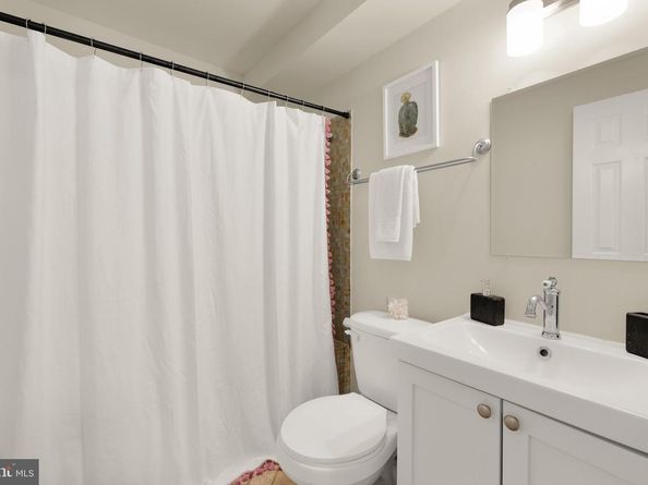 1458 Fairmont Street NW 4, Washington DC 20009