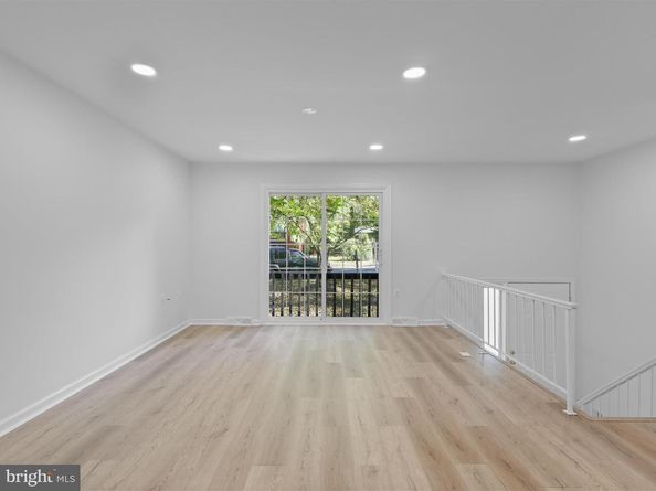 2369 Old Trail Drive, Reston VA 20191