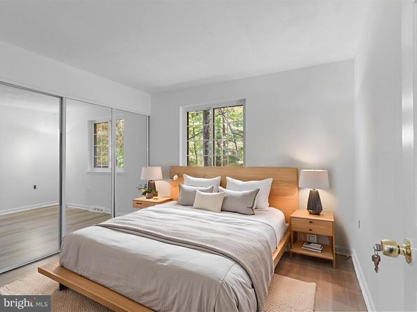 2369 Old Trail Drive, Reston VA 20191