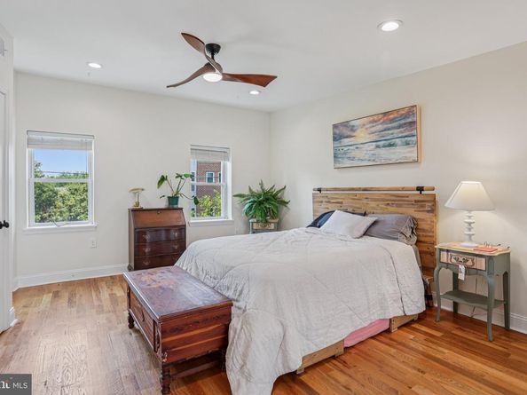 923 S 3rd Street, Philadelphia PA 19147