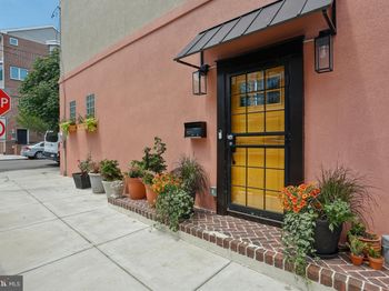 923 S 3rd Street