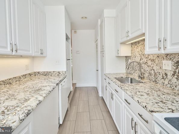 27 Arden Way, New Hope PA 18938