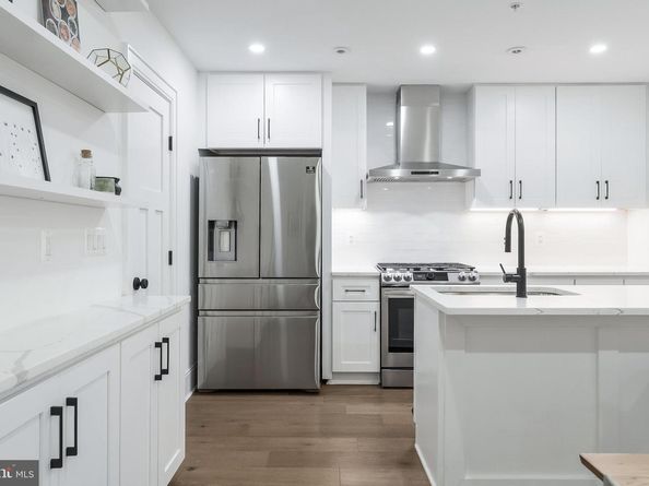 3317 16TH Street NW 2, Washington DC 20010