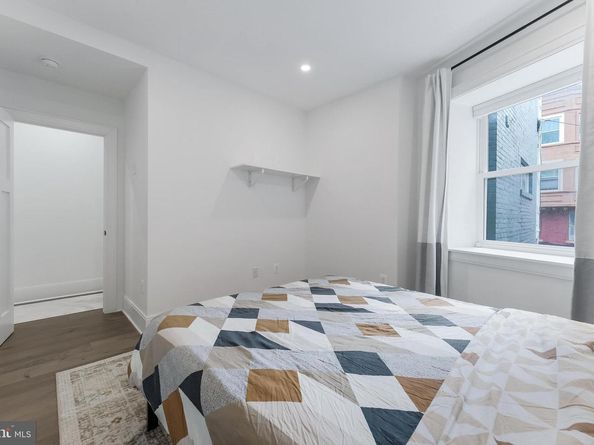 3317 16TH Street NW 2, Washington DC 20010