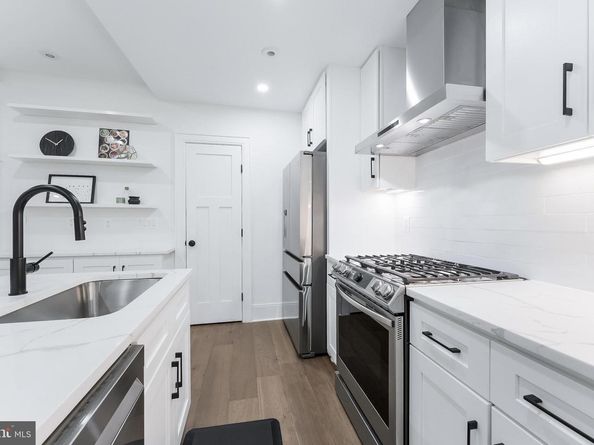 3317 16TH Street NW 2, Washington DC 20010