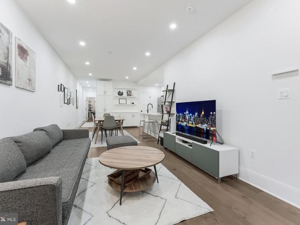 3317 16TH Street NW 2, Washington DC 20010